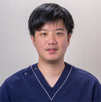 黄野頂策（歯科）